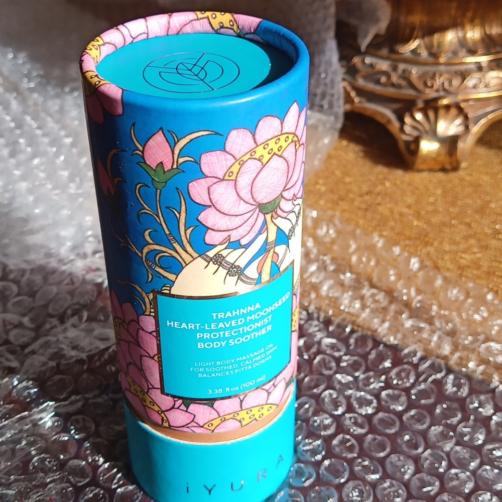 Trahnma Heart-leaved moonseed body massage oil